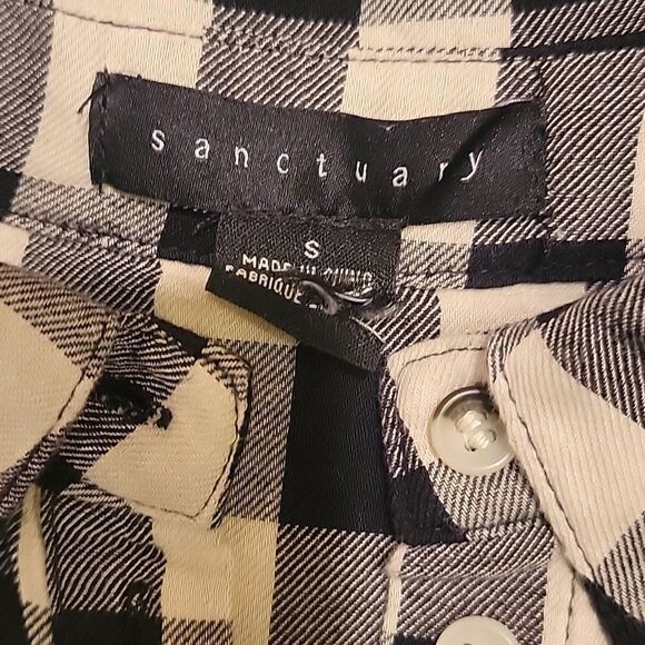 Sanctuary black/cream plaid button down shirt sz Small - Picture 9 of 10